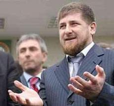 Картеж Кадырова из 56 машин передвигается по Чечне со скоростью 170 км/ч