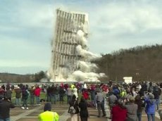 В Кентукки взорвали 28-этажное здание