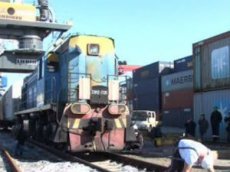 Приморский тяжелоатлет сдвинул с места поезд массой 512 тонн