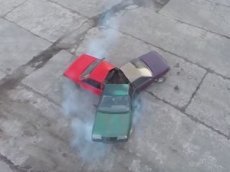 Спиннер из трех автомобилей