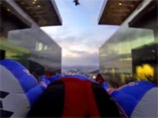 Норвежский "супермен" приземлился в центре Рио-де-Жанейро