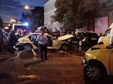 ДТП с участием восьми автомобилей в Москве