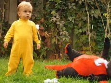 Креативный отец прославил своего сына на видеохостингах