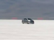 Suzuki Kizashi установил мировой рекорд скорости