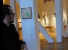 Студент тайком повесил свою картину в национальном музее