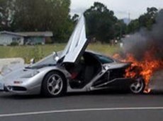 Огонь не пощадил даже McLaren F1