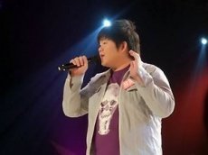 Конкурент Сьюзен Бойл подписал контракт с Sony Music