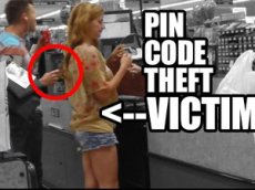 Энтузиаст показал, как крадут PIN-коды банковских карт с помощью чехла для iPhone