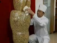 В Китае построили башню из человеческих зубов