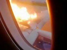 Появилось видео с борта горящего самолета в Шереметьево