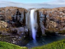 Нейросеть создает фотографии на основе эскизов