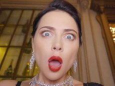 Настасья Самбурская развеселила фанатов видео о приверженцах ЗОЖ