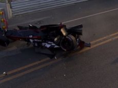 Первая гонка "Формулы-E" омрачилась аварией в последнем повороте