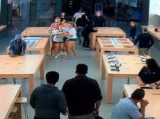 Магазин Apple ограбили за 30 секунд