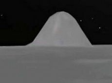 Пользователь Google Earth обнаружил на Луне 200-метровую пирамиду