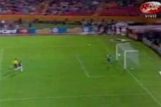 Супергол Хосе Мануэля Рэя в ворота сборной Эквадора
