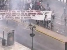 Беспорядки в Афинах не прекращаются