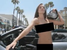 Голливудская прогулка нагишом