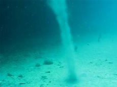 Торнадо под водой