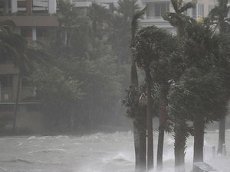 Ураган «Дориан» ударил по Багамам в прямом эфире
