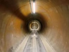 Панорамное видео движения в тоннеле Hyperloop