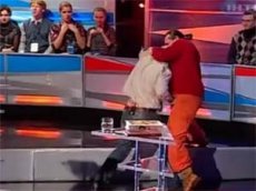 На «Интере» ведущий превратил ток-шоу в собачьи бои