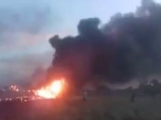 Очевидцы засняли на видео падение Боинга-727 в Колумбии