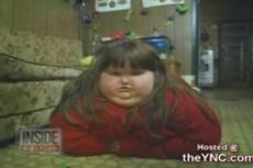 Самая толстая девочка в мире начала двигаться