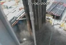 Взрыв на нефтяной вышке