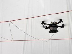 Учёные с помощью беспилотников построили верёвочный мост