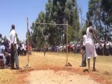 Прыжки в исполнении школьников из Кении