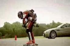 Aston Martin против человека-ракеты: кто быстрее?
