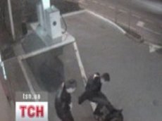 Отморозки с милицейскими удостоверениями жестоко избили мужчину