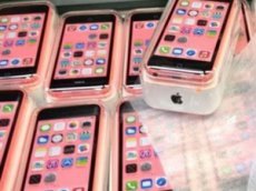 Опубликовано видео собранного и работающего iPhone 5CВидео