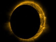 «Лунное затмение» на Солнце