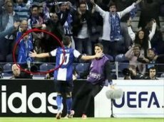 Призрак отпраздновал забитый гол