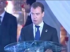 Президент Медведев заговорил на казахском