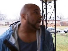 Дом американца рухнул, пока он рассказывал о спасении в торнадо