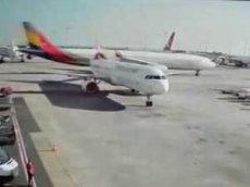 Cтолкновение самолетов в аэропорту Стамбула
