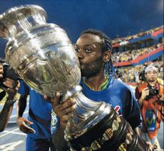 Форварда ЦСКА сняли в постели с порнозвездой