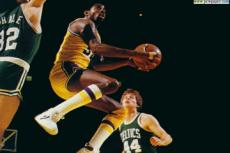 Неспортивные сражения на спортивных площадках