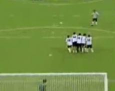 Знаменитый бразильский футболист оконфузился на конкурсе штрафных ударов