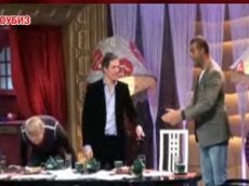 Хью Грант на шоу "Прожекторперисхилтон"