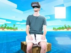 Геймер провел 24 часа в Minecraft VR