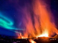 Извержение вулкана в Исландии нарушило авиасообщение в других странах
