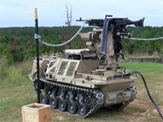 В США показали самоходных роботов-пулеметчиков