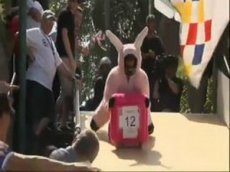 Гонки на мусорных корзинах в Германии