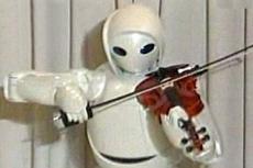 Японцы создали робота, играющего на скрипке