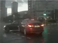 В интернете появилось видео с московской машиной-"призраком"
