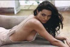 Сексуальное видео 16-летней Анджелины Джоли